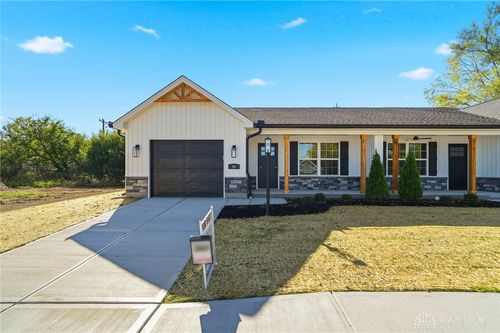 90 Timber Creek Dr, Carlisle, OH, 45005-4125 | Card Image