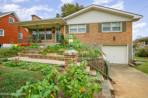 6113 Princess Way, Louisville, KY, 40219-4662 | Card Image