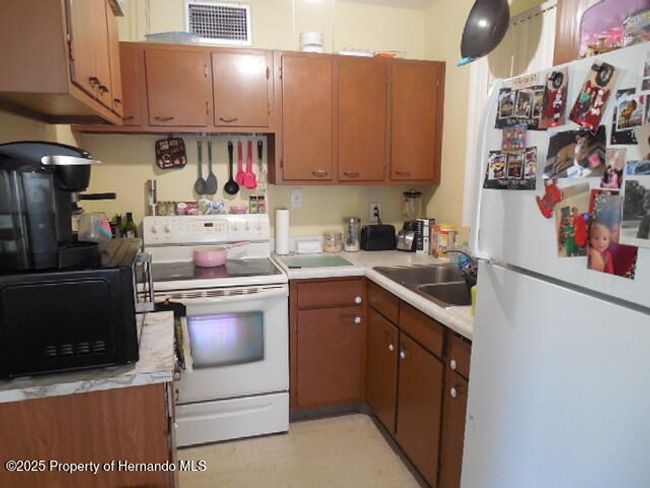 1204 Academy Ave, House other with 2 bedrooms, 1 bathrooms and null parking in SPRING HILL FL | Image 6