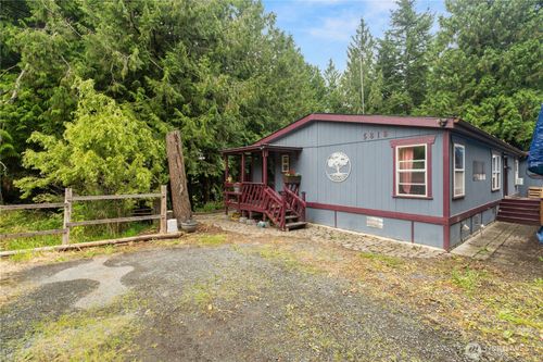 5818 Everson Goshen Rd, Bellingham, WA, 98226-9591 | Card Image