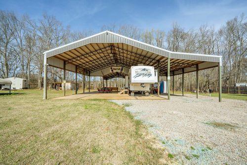 205 Bynum Terry Way, Savannah, TN, 38372-3113 | Card Image
