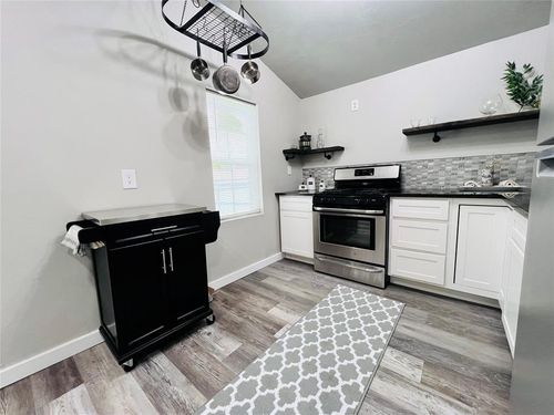 212 S 2nd St, Noble, OK, 73068-9572 | Card Image