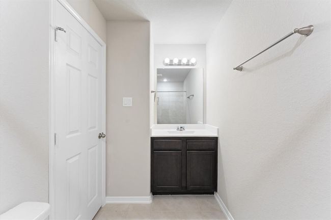 Clean, fresh never been used second bath. I LOVE NEW CONSTRUCTION! | Image 18