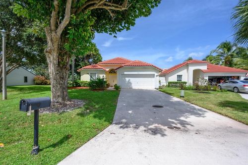 2606 Bedford Mews Dr, Wellington, FL, 33414-7773 | Card Image