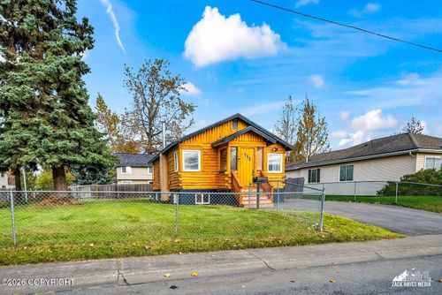 3523 Thompson Ave, Anchorage, AK, 99508-1136 | Card Image