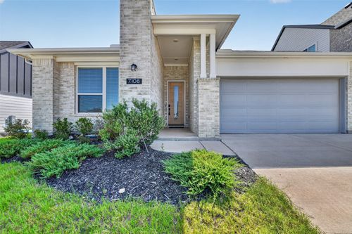 7108 Talon Bluff Dr, Fort Worth, TX, 76179-2183 | Card Image