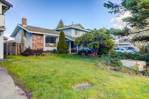 4391 Deerfield Cres, Richmond, BC, V6X2Y4 | Card Image