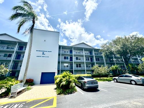 109l-12600 Sw 5th Ct, Pembroke Pines, FL, 33027-1752 | Card Image