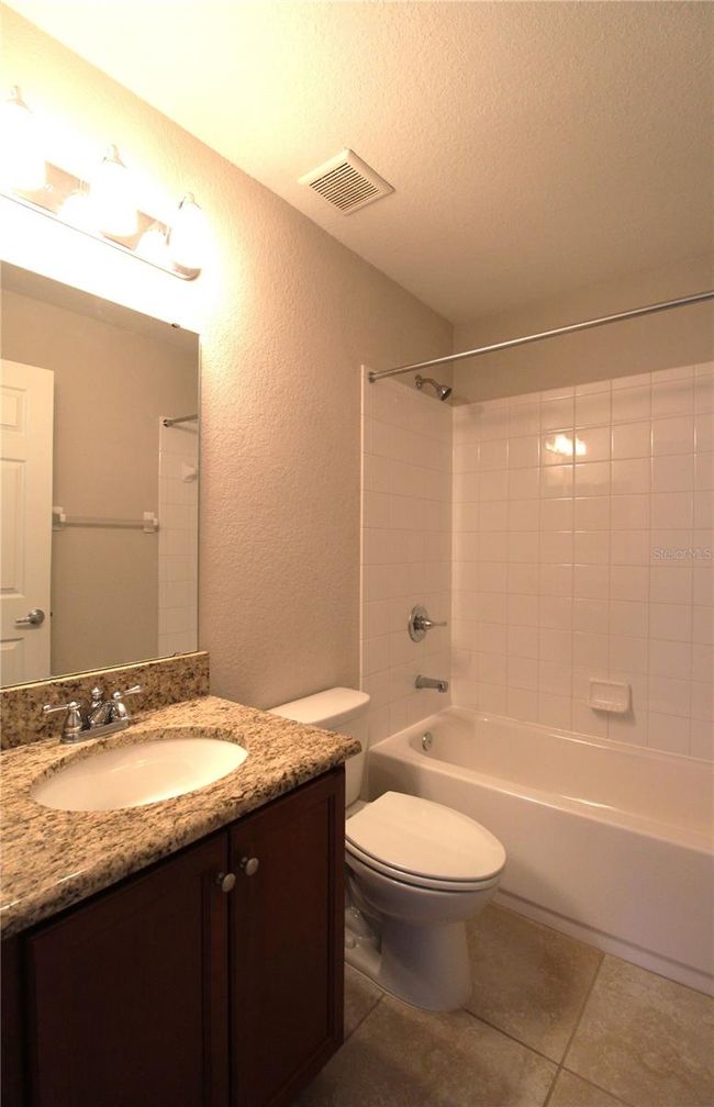 Guest Bathroom | Image 12