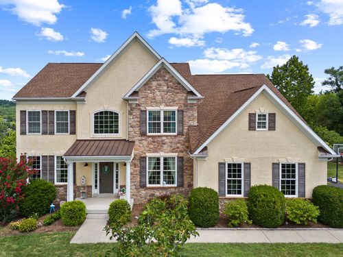 2124 Arbordale Cir, Schwenksville, PA, 19473-2407 | Card Image