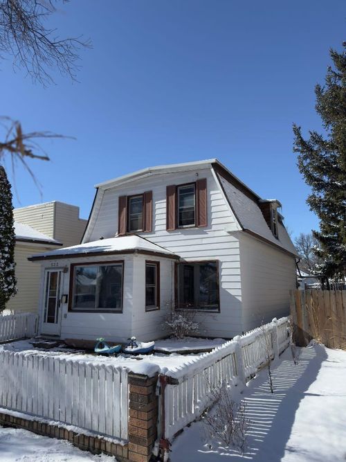 522 12b St N, Lethbridge, AB, T1H2L4 | Card Image