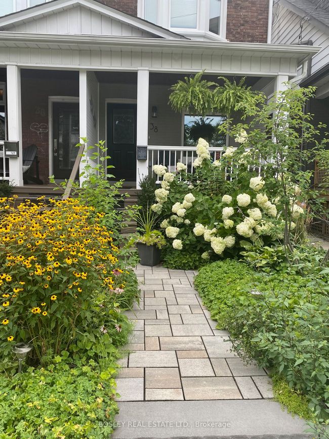 38 Earl Grey Rd, House attached with 3 bedrooms, 2 bathrooms and null parking in Toronto ON | Image 34