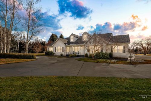 2525 N Equestrian Pl, Eagle, ID, 83616-3608 | Card Image