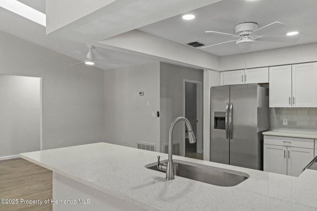 2152 Danforth Rd, House other with 3 bedrooms, 2 bathrooms and null parking in SPRING HILL FL | Image 18