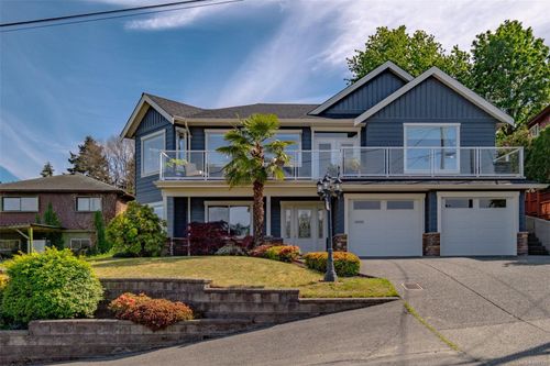 1520 Loat St, Nanaimo, BC, V9S3L4 | Card Image