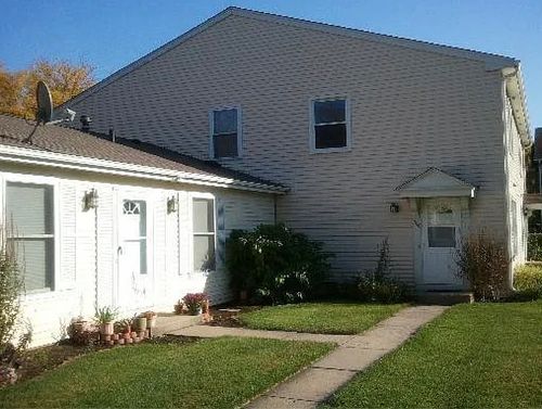 206 Sunset Ct, Vernon Hills, IL, 60061-1930 | Card Image