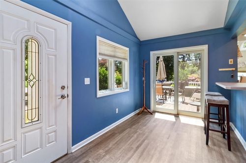 39 Woodland Rd, Mahopac, NY, 10541-2155 | Card Image