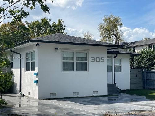 rear-305 Ne 15th Ave, Fort Lauderdale, FL, 33301-1727 | Card Image
