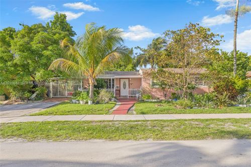 0-1041 Nw 196th Ter, Miami Gardens, FL, 33169-3072 | Card Image