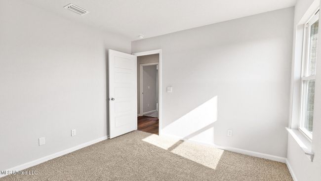 Guest Bedroom | Image 23