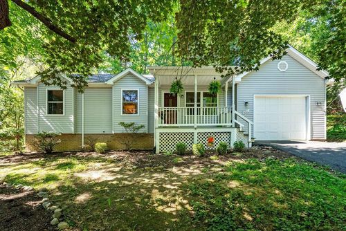 601 Flower Dr, MCGAHEYSVILLE, VA, 22840-2104 | Card Image