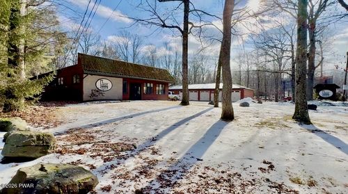 424 Pa-390, Tafton, PA, 18464 | Card Image