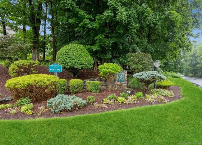 27-157 - 12 Boulevard Dr, Condo with 2 bedrooms, 2 bathrooms and null parking in Danbury CT | Image 33