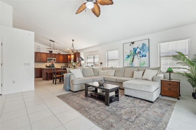 1120 Parker Canal Ct, House other with 4 bedrooms, 2 bathrooms and null parking in OVIEDO FL | Image 19