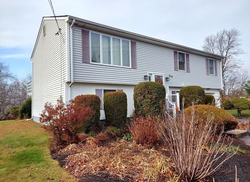 675 Lees River Ave, Somerset, MA, 02725-1116 | Card Image