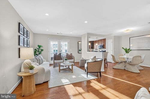 unit-404-4113 S Four Mile Run Dr, ARLINGTON, VA, 22204-3910 | Card Image