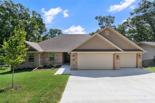 17 Hollow Way Dr, Bella Vista, AR, 72715-1613 | Card Image