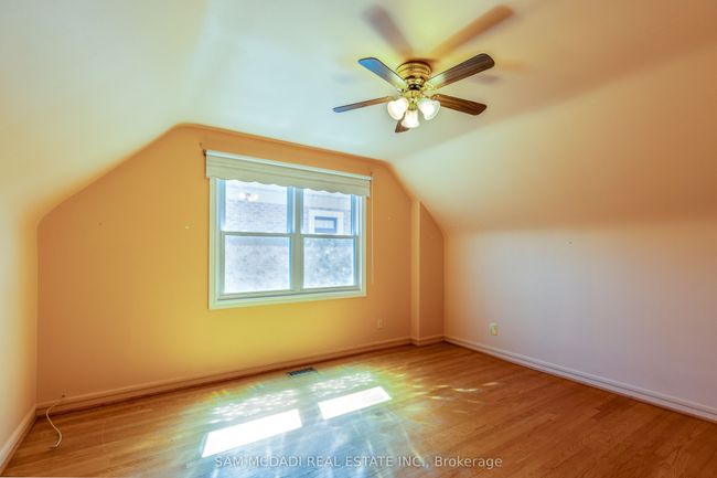 2127 Primate Rd, House other with 2 bedrooms, 2 bathrooms and 4 parking in Mississauga ON | Image 24