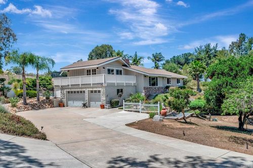 13779 Whispering Meadows Ln, Jamul, CA, 91935-3138 | Card Image