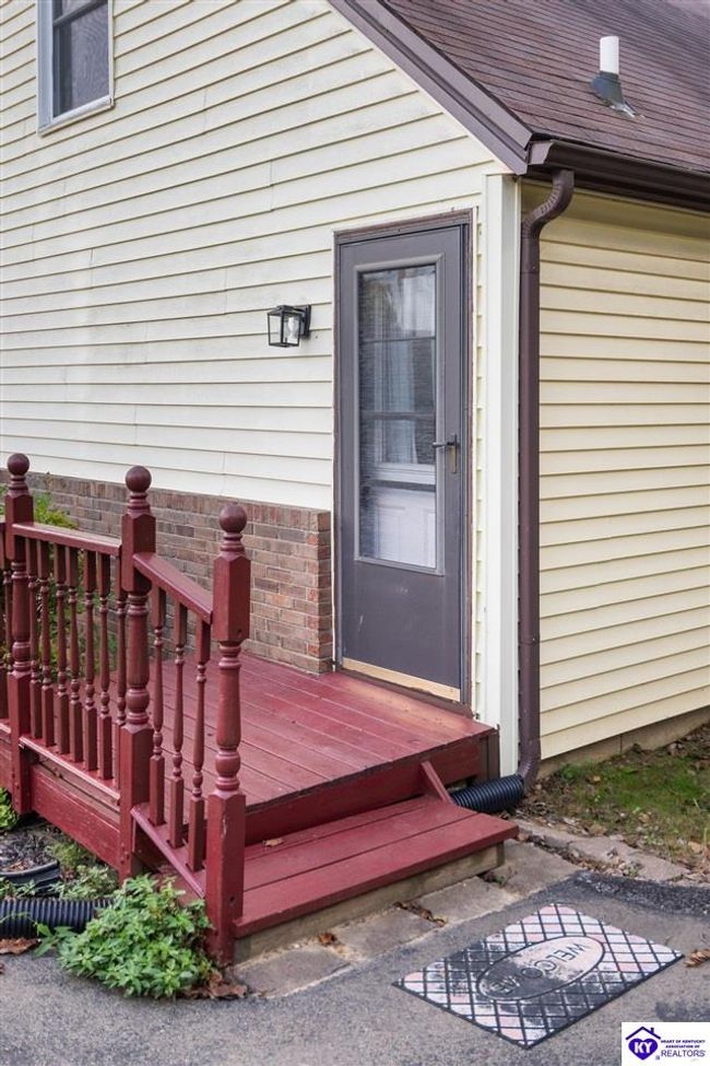 300 Linda Lane, House other with 3 bedrooms, 1 bathrooms and null parking in Elizabethtown KY | Image 32