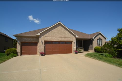 4805 Bradford Ln, Sioux City, IA, 51106-9527 | Card Image