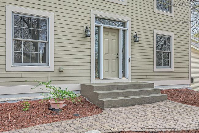 9599 Brookview Cir - Web Quality - 004 - 04 Exterior Front Entry.jpg | Image 4