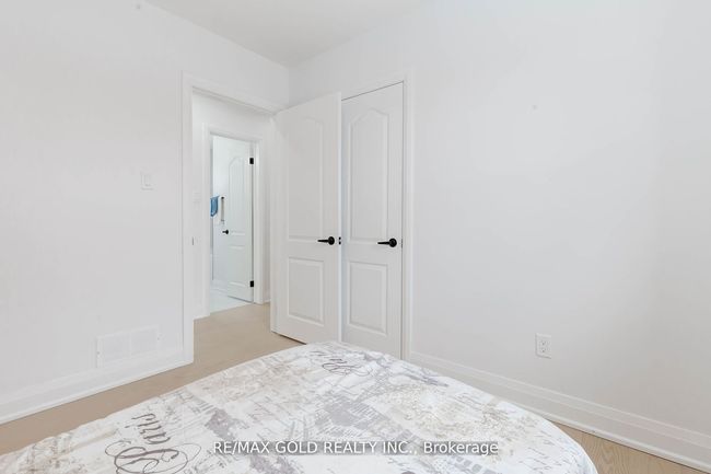 1362 Pharmacy Ave, House other with 5 bedrooms, 3 bathrooms and 3 parking in Scarborough ON | Image 18
