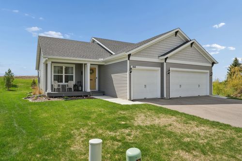 1515 Raymond Dr, Waconia, MN, 55387-4403 | Card Image