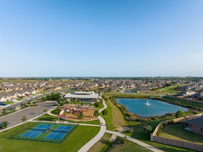 208 Shiner Ln, House other with 4 bedrooms, 2 bathrooms and 2 parking in Georgetown TX | Image 25