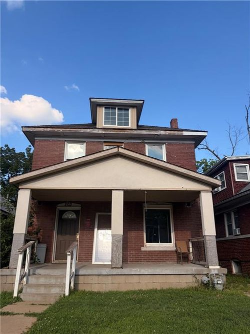 203 N 14th St, Kansas City, KS, 66102-5010 | Card Image