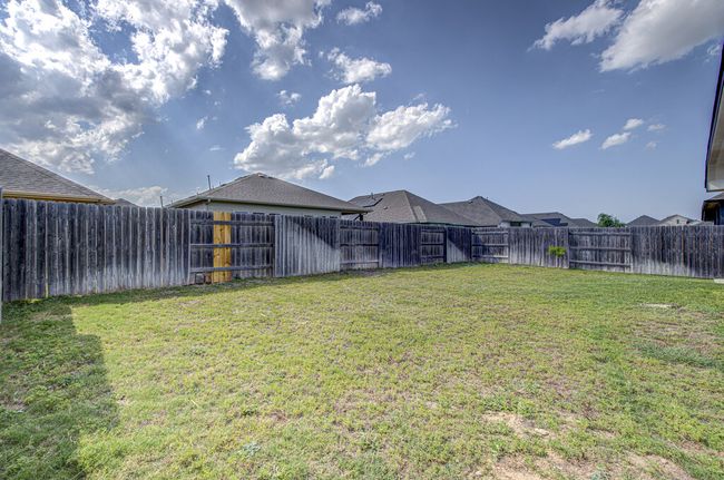 View of yard | Image 24