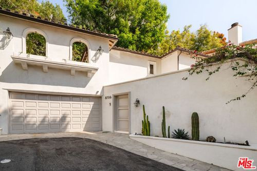 8706 Sunset Plaza Pl, LOS ANGELES, CA, 90069-1345 | Card Image