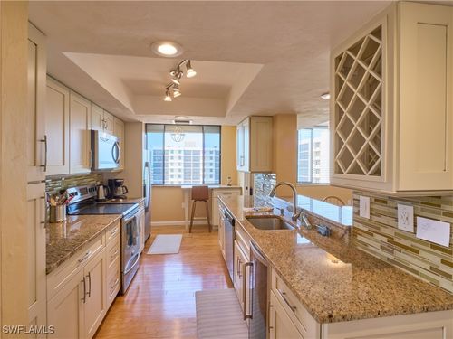 apt-901-17 Bluebill Ave, NAPLES, FL, 34108-1764 | Card Image