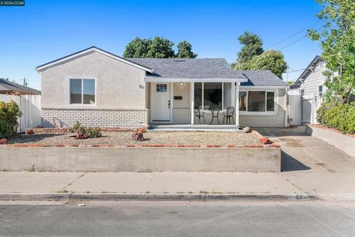 61 E 13th St, Antioch, CA, 94509-1838 | Card Image
