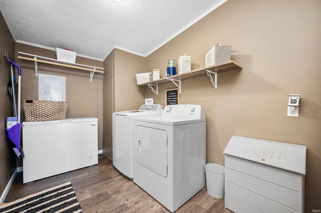 317 N Walnut St, House other with 4 bedrooms, 2 bathrooms and null parking in Mount Summit IN | Image 25