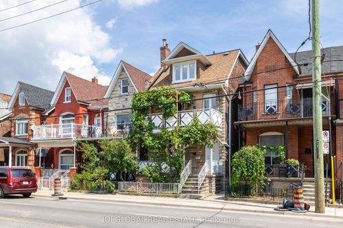 main-floor-475 Ossington Ave, Toronto, ON, M6G3T3 | Card Image