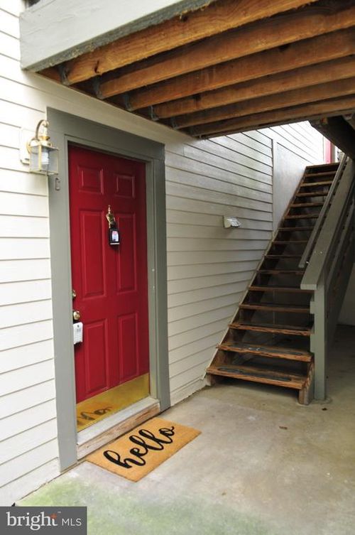 c-2221 Lovedale Ln, RESTON, VA, 20191-2361 | Card Image