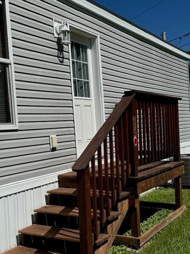 64 Baron Ave, Home with 1 bedrooms, 1 bathrooms and 2 parking in Pontiac IL | Image 17