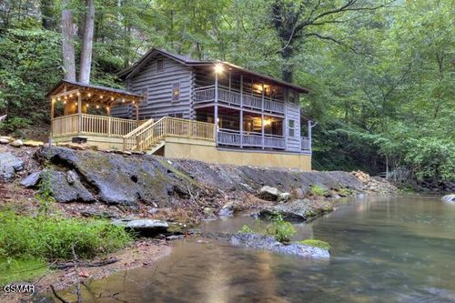 2181 Wears Valley Rd, Sevierville, TN, 37862-8007 | Card Image