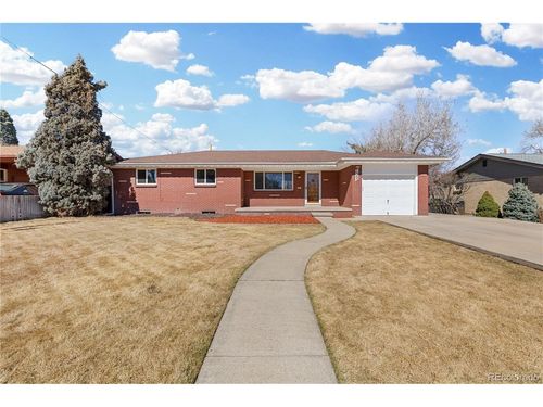 7365 W Colorado Dr, Lakewood, CO, 80232-6937 | Card Image